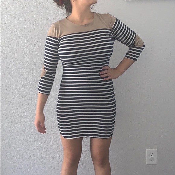 Dress - Picture 1 of 2